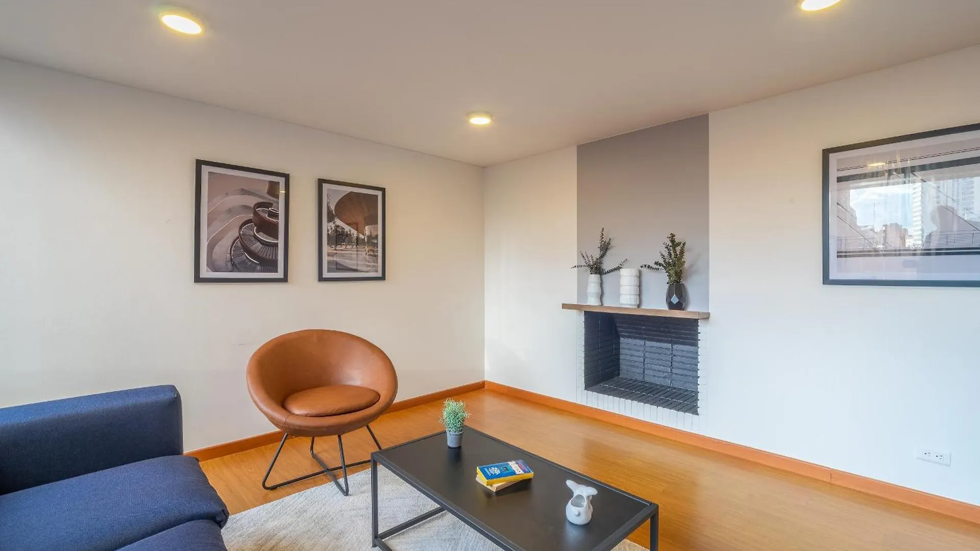 Penthouse Chicala Colombian Experience In Parque Virrey Apartment Bogota