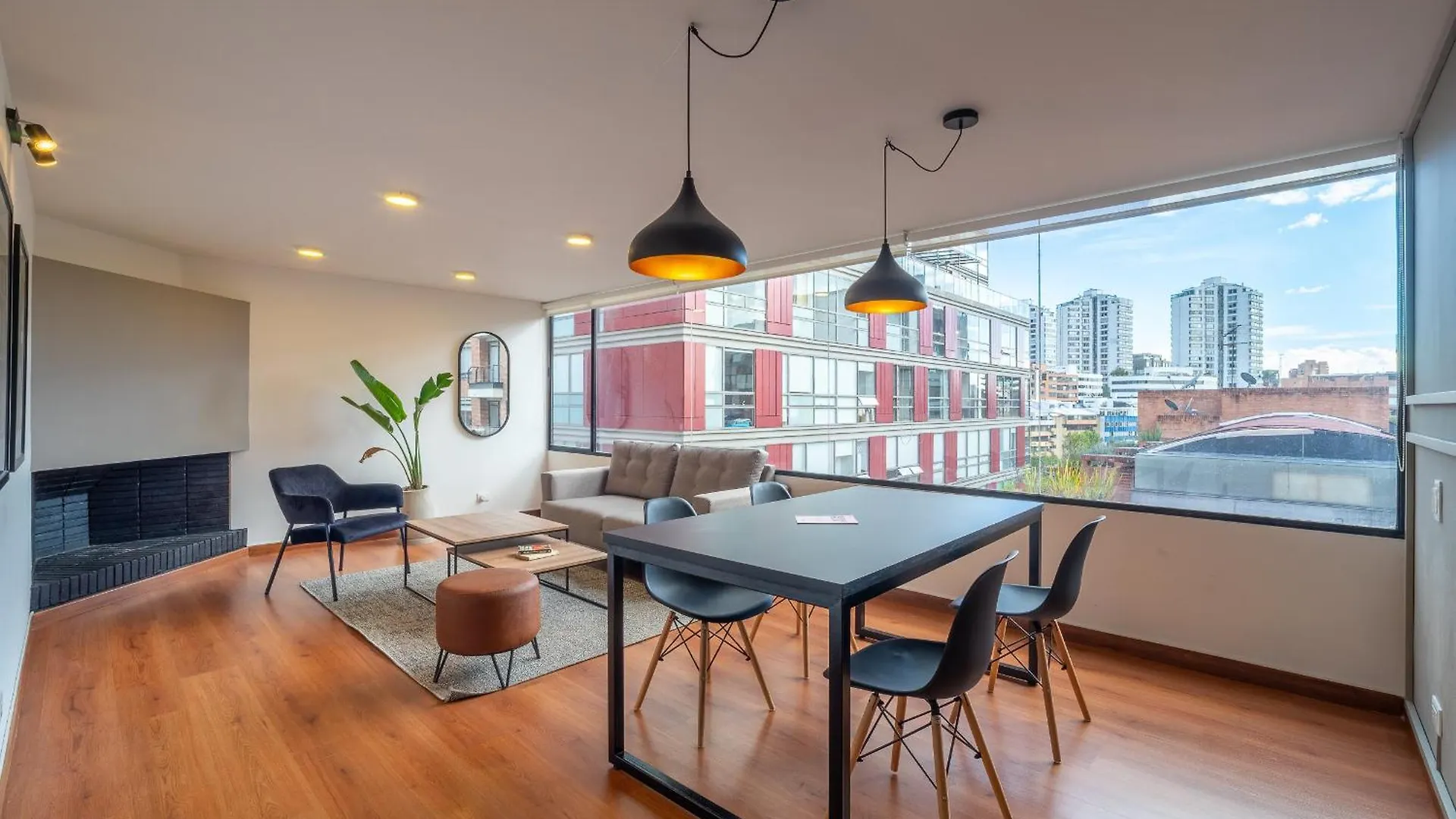 Penthouse Chicala Colombian Experience In Parque Virrey Apartment Bogota