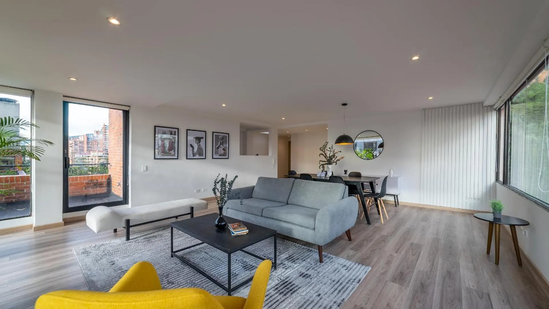Penthouse Chicala Colombian Experience In Parque Virrey Apartment Bogota