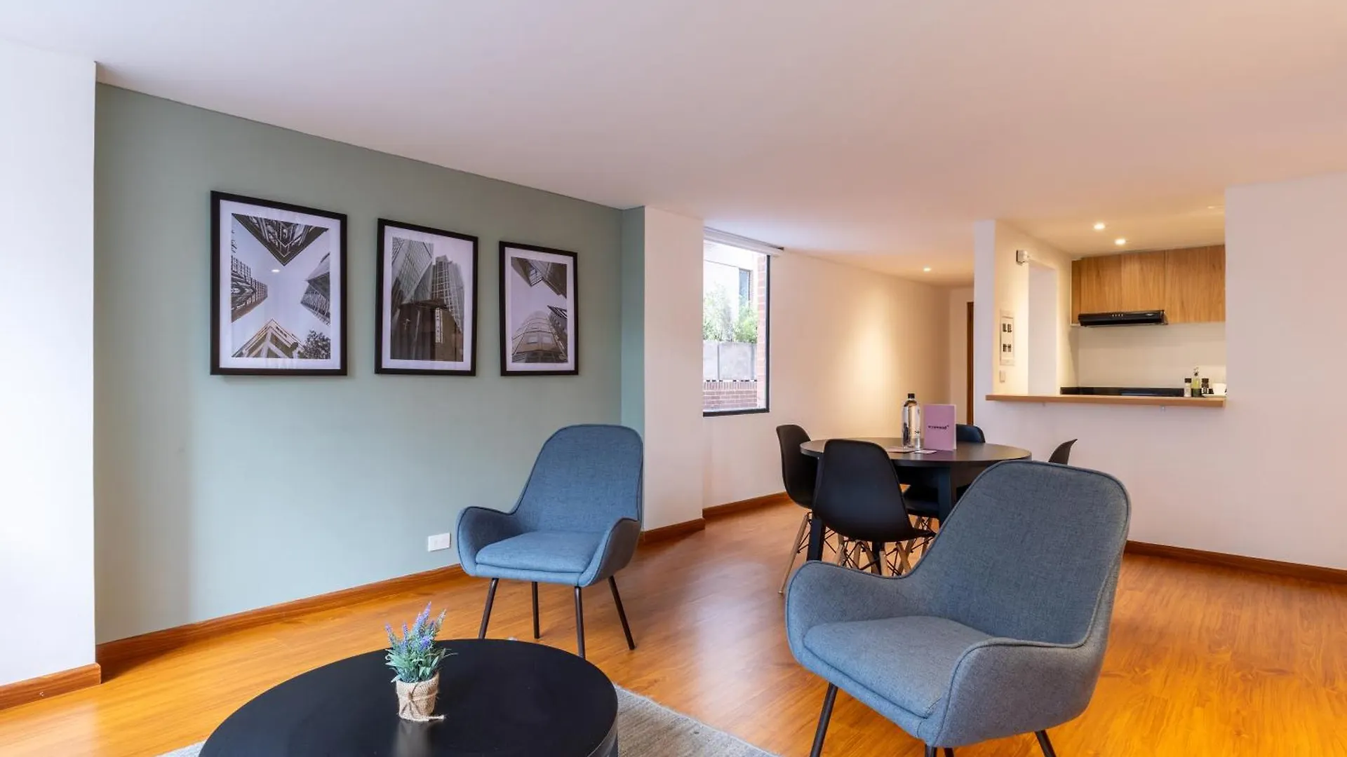 Penthouse Chicala Colombian Experience In Parque Virrey Apartment Bogota 0*,  Colombia
